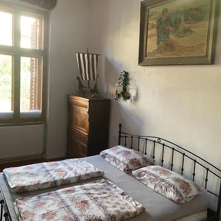 Cezara Apartment Medias Luaran gambar
